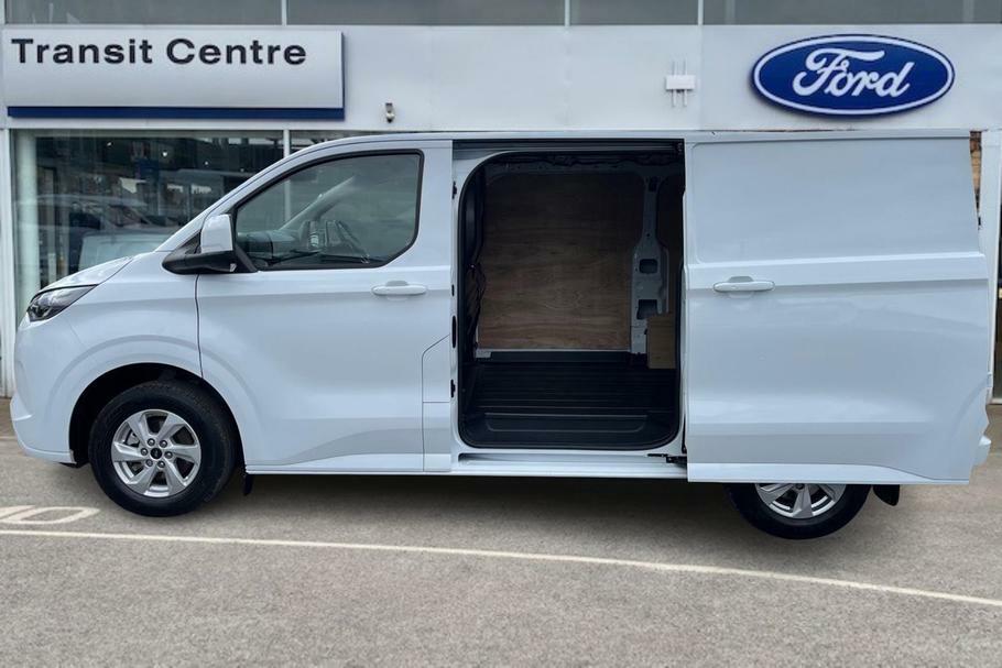 Ford Transit Custom 320 Limited L1 Swb Fwd 2.5 Phev 232Ps White #5