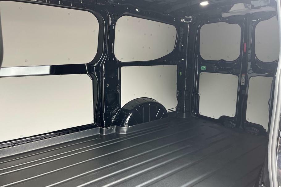 Ford Transit Custom 280 Limited L1 Swb 2.0 Ecoblue 136Ps Low Roof Black #4