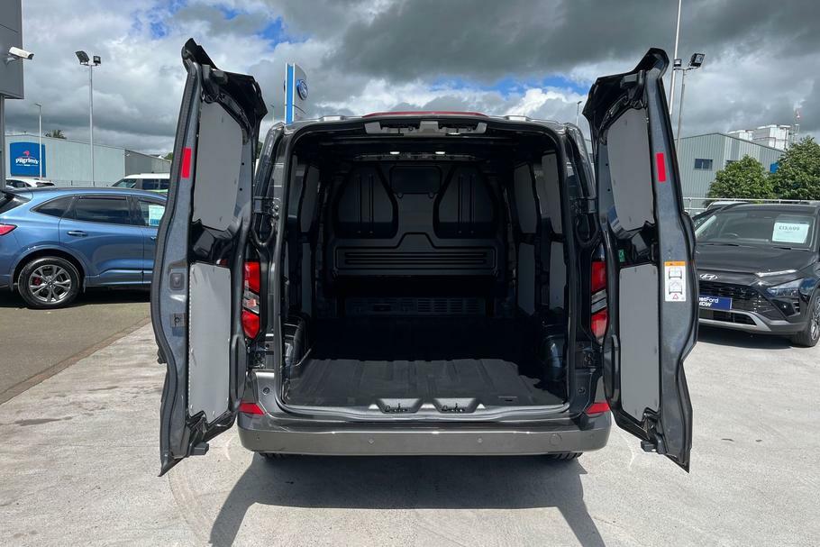 Ford Transit Custom 320 Limited L1 Swb Fwd 2.0 Ecoblue 136Ps Low Roof #6