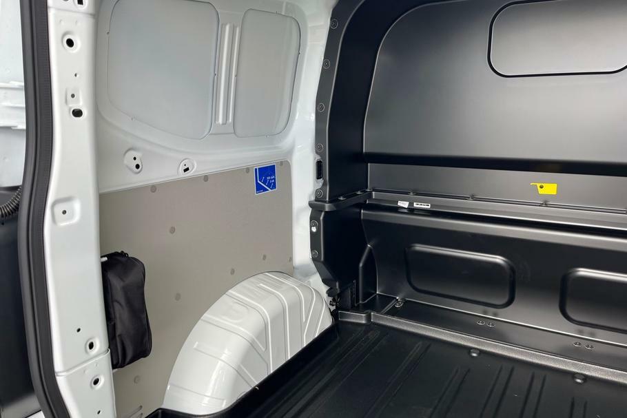 Ford Transit Custom 320 Limited L1 Swb Double Cab In Van Fwd 2.0 Ecobl White #4