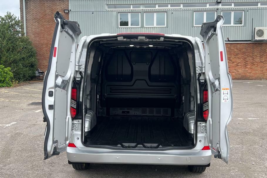 Ford Transit Custom 320 Limited L1 Swb Fwd 2.5 Phev 232Ps Silver #6