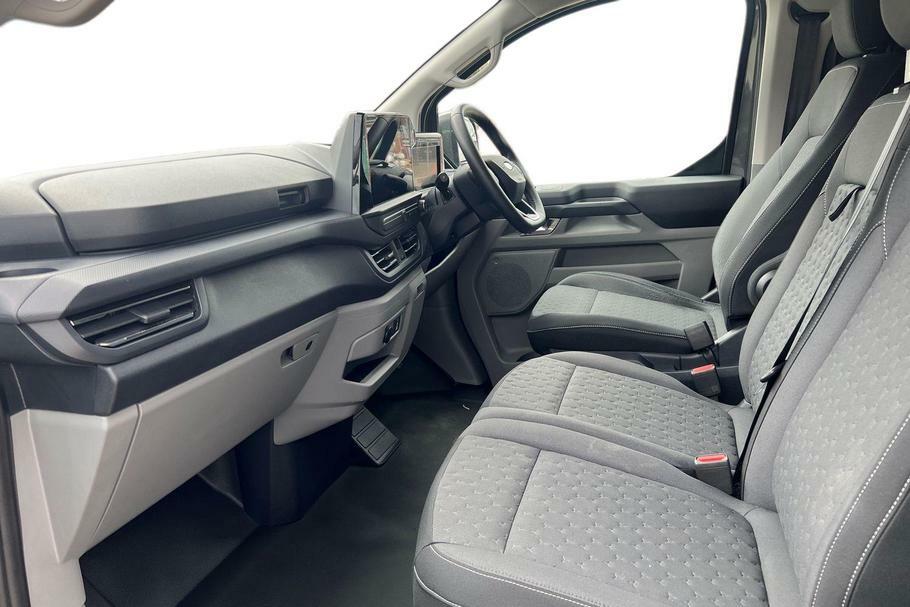 Ford Transit Custom 320 Limited L1 Swb Fwd 2.5 Phev 232Ps Low Roo #3