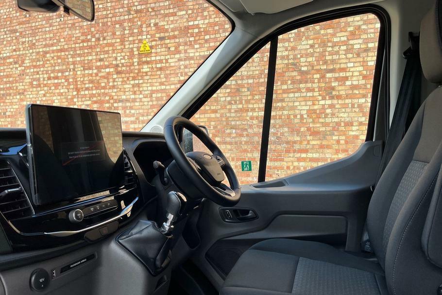 Ford Transit Custom 460 Trend L4 H3 Elwb High Roof 17 Seat Minibus Rwd #3