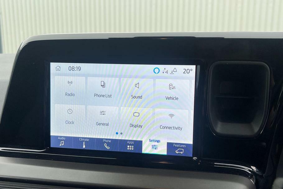Ford Transit Courier Limited 43Kwh 136Ps White #17