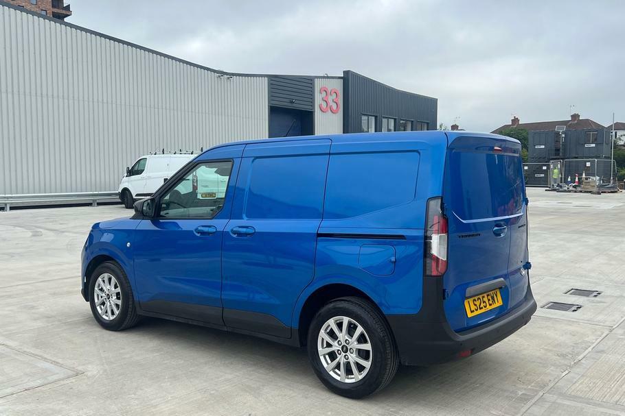 Ford Transit Courier Limited 43Kwh 136Ps White #34