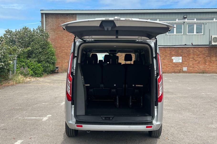 Ford Tourneo Custom 320 Zetec L2 Lwb 9 Seat Minibus Fwd 2.0 Ecoblue 13 Silver #6