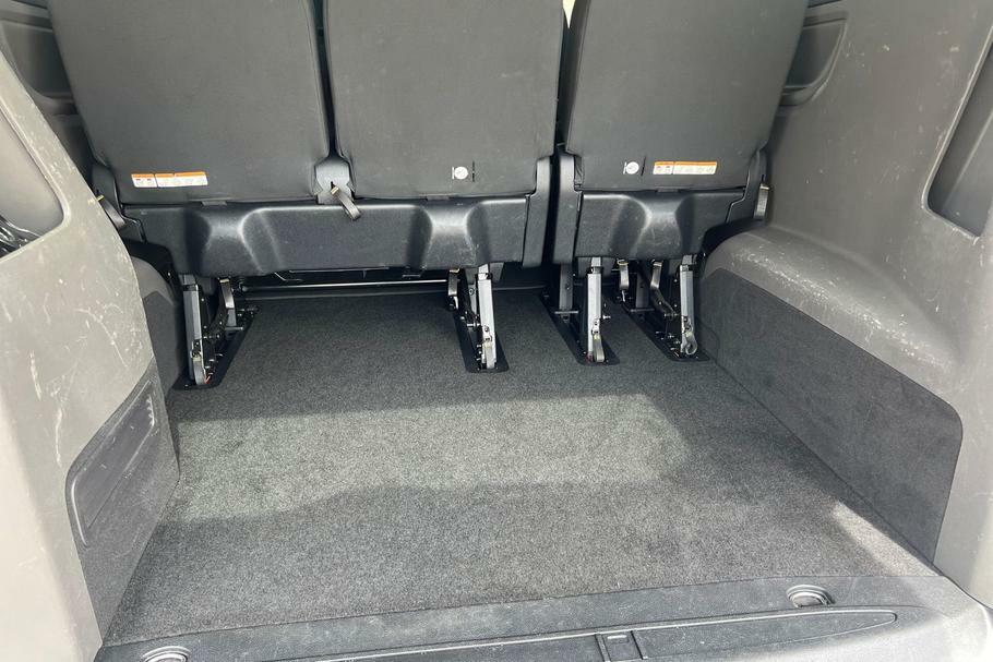 Ford Tourneo Custom 320 Zetec L2 Lwb 9 Seat Minibus Fwd 2.0 Ecoblue 13 Silver #4