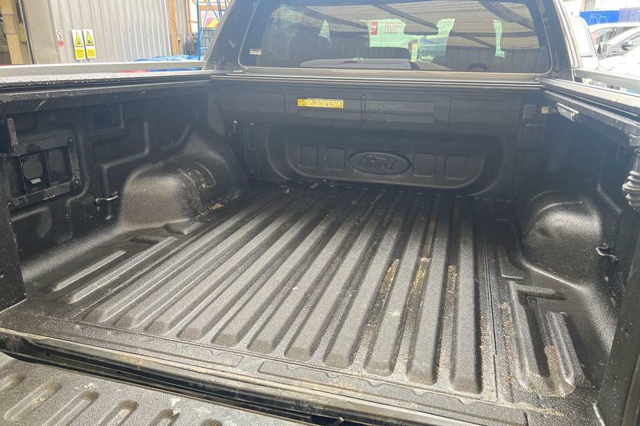 Ford Ranger Wildtrak 2.0 Ecoblue 205Ps 4X4 Double Cab Pic Grey #4