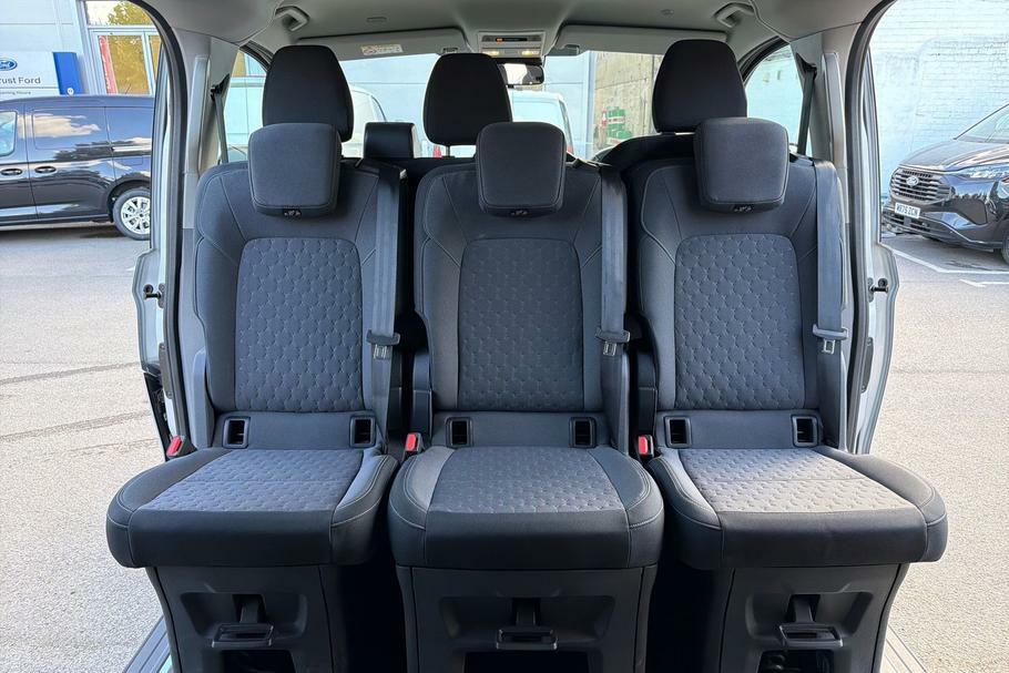 Ford Tourneo Custom Titanium Black #35