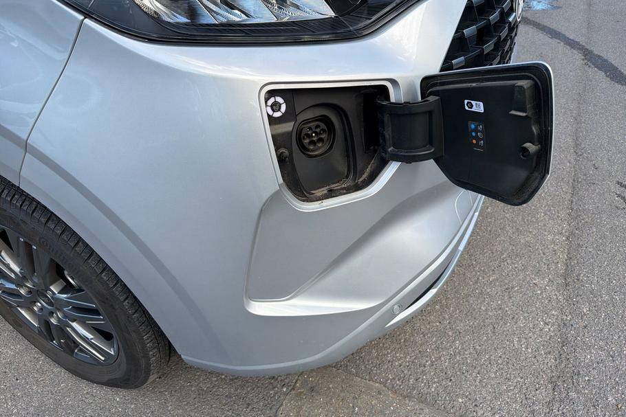 Ford Tourneo Custom Titanium Black #36