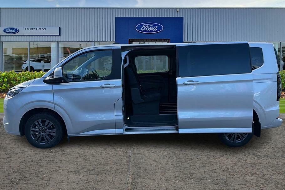 Ford Tourneo Custom 340 Titanium L2 Lwb 9 Seat Minibus Fwd 2.5 Ph Silver #5