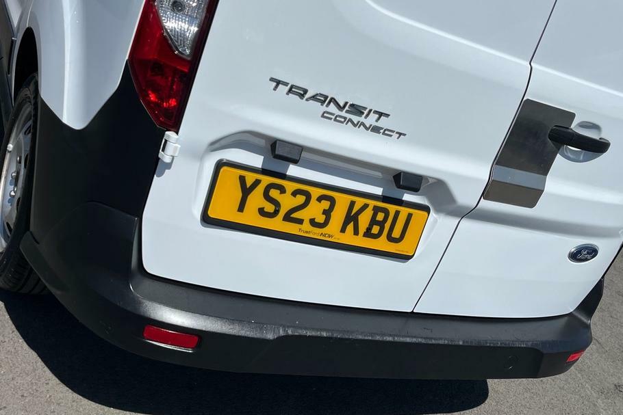 Ford Transit Connect Leader White #37