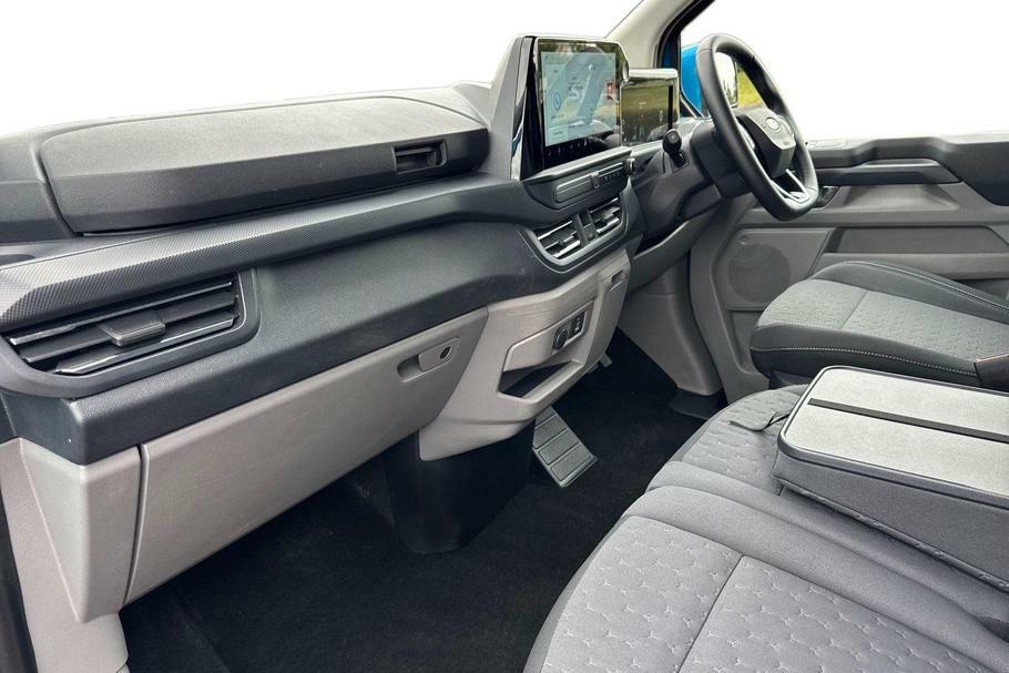 Ford Transit Custom 340 Limited L1 Swb 9 Seat Minibus Fwd 2.5 Phe Blue #3
