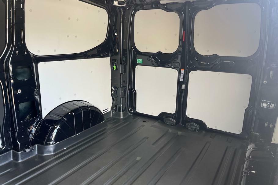 Ford Transit Custom 2.0 320 Ecoblue Limited Panel Van Manua Black #4