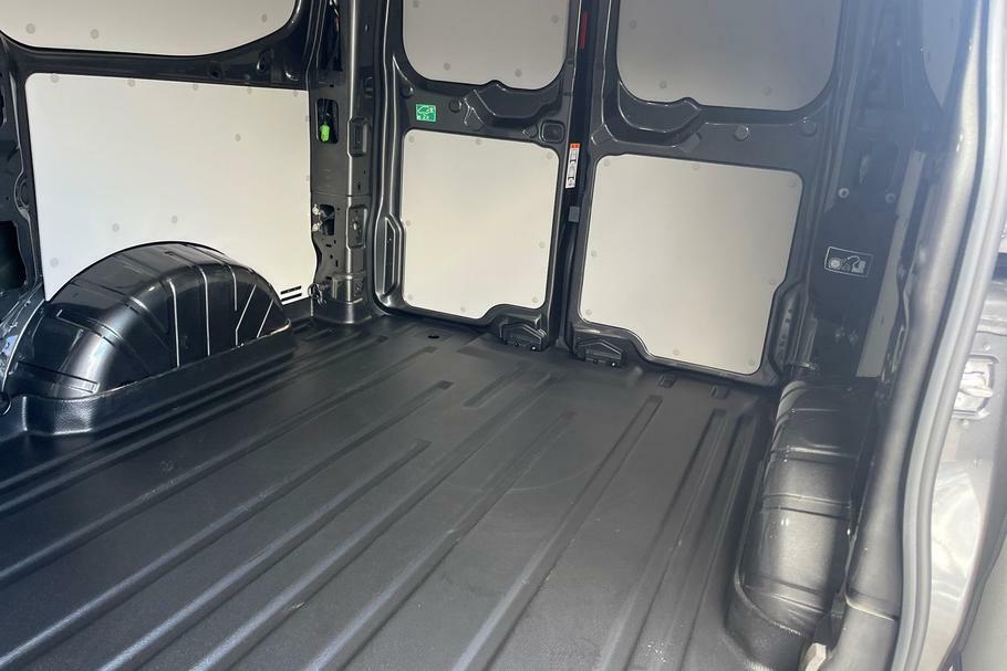 Ford Transit Custom 2.0 320 Ecoblue Limited Panel Van Manua Grey #4