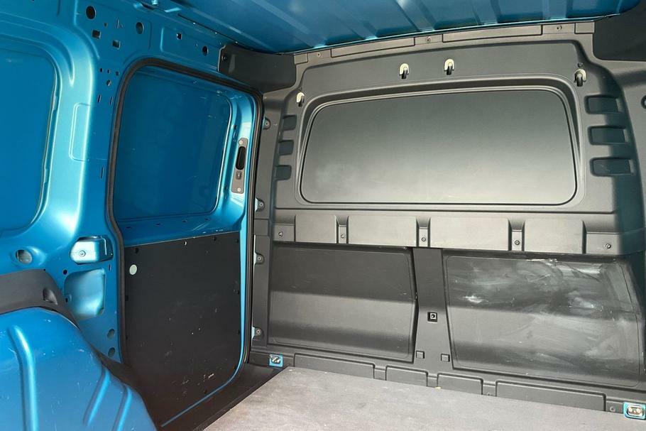 Ford Transit Connect 240 Limited L1 Swb 1.5 Ecoboost Phev 150Ps Blue #4