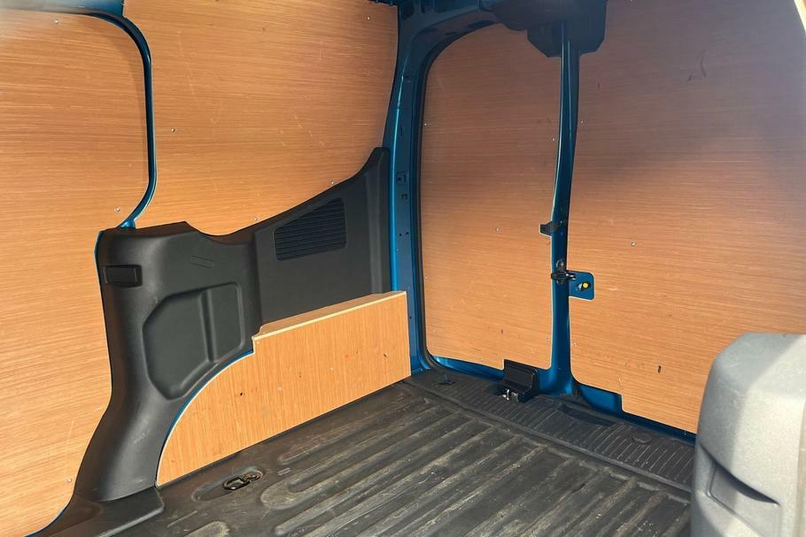 Ford Transit Courier Trend 100Kw 43Kwh Blue #4