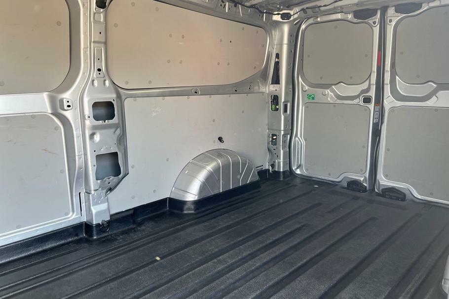 Ford Transit Custom 320 Trail L2 Lwb Fwd 2.0 Ecoblue 136Ps WM25EPJ Silver #4