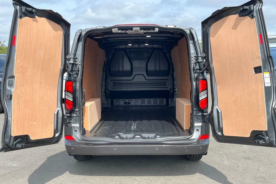 Ford Transit Custom 320 Limited L2 Lwb Fwd 2.5 Phev 232Ps Low Roo  #6