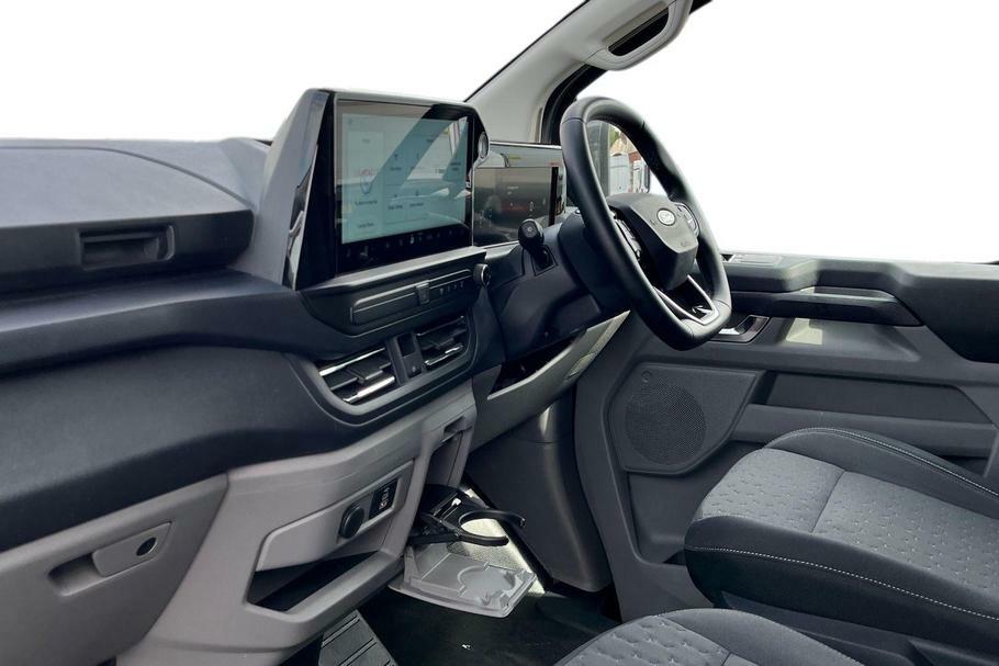 Ford Transit Custom 320 Limited L2 Lwb Fwd 2.5 Phev 232Ps Low Roo  #3