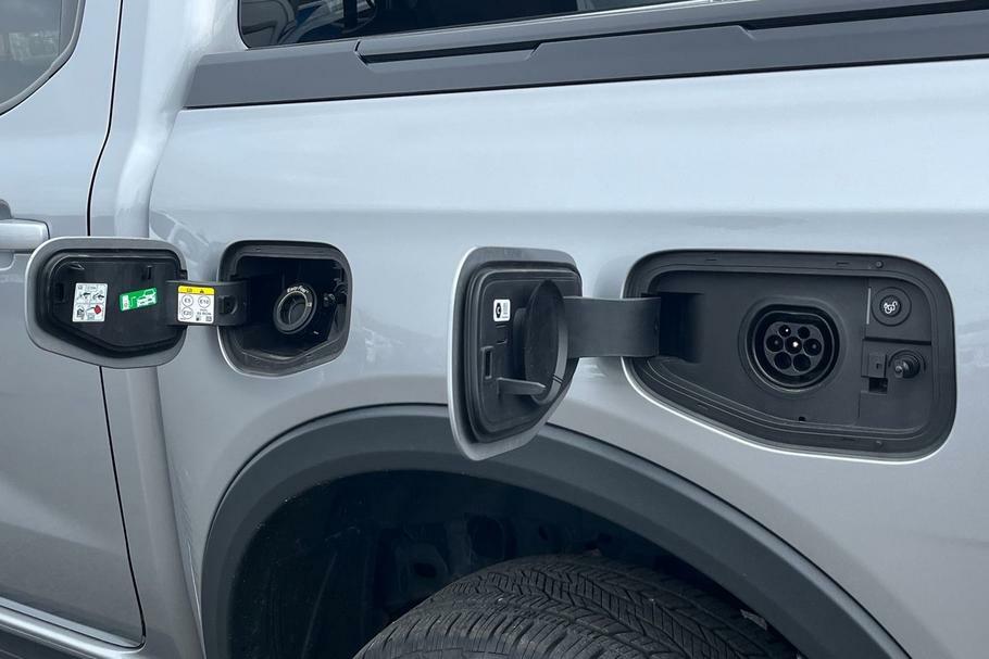 Ford Ranger 2.3 Ecoboost 11.8Kwh Wildtrak Pickup Double Cab Grey #36