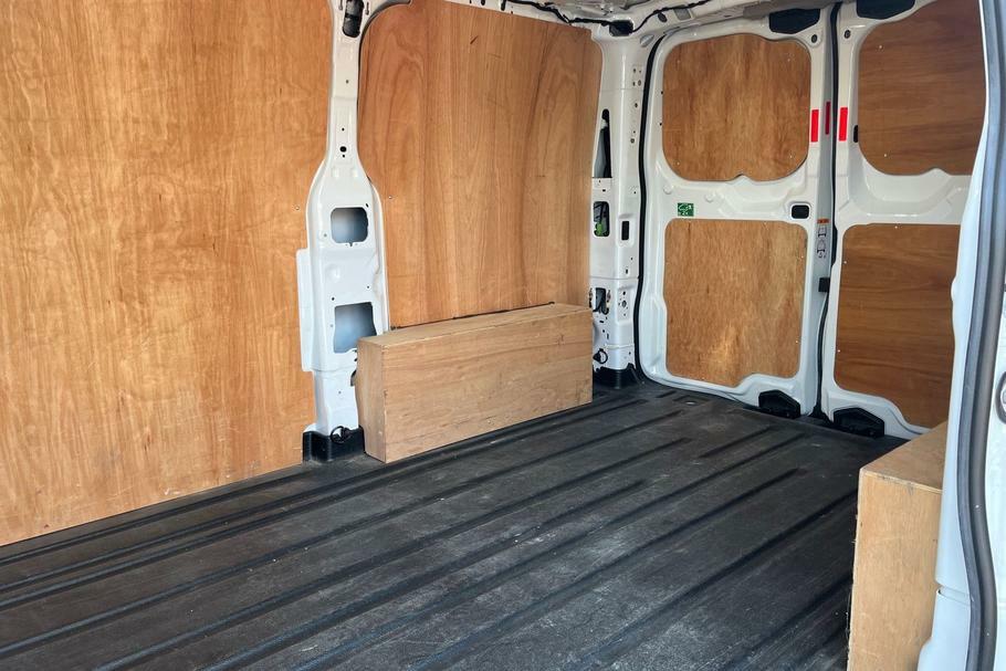 Ford Transit Custom 280 Limited L1 Swb Fwd 2.0 Ecoblue 136Ps Low Roof White #4