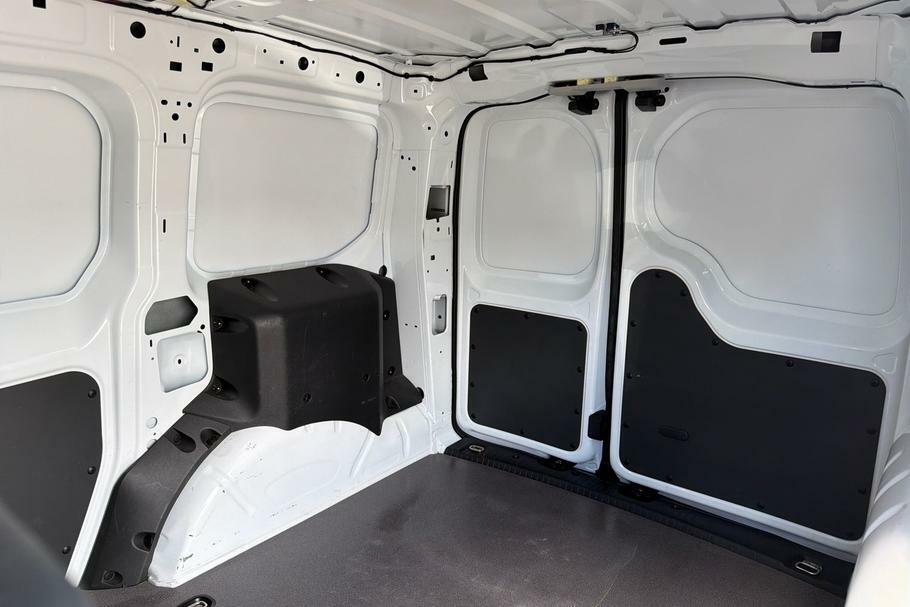 Ford Transit Connect 240 Limited L1 Swb 1.5 Ecoboost Phev 150Ps White #4