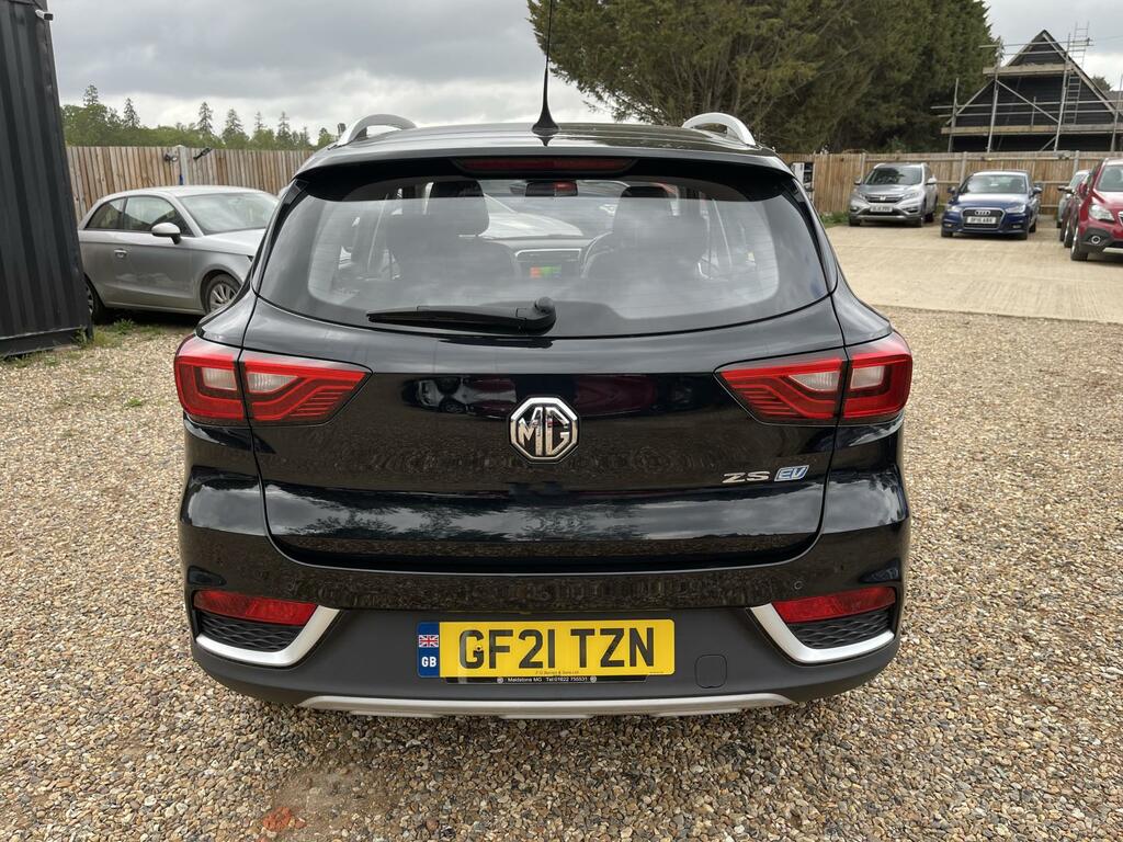 MG ZS 44.5Kwh Exclusive Suv 143 Ps Black #5