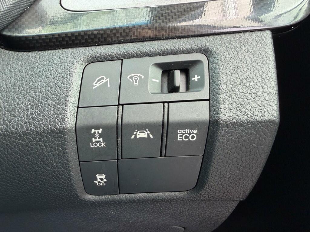 Hyundai Santa Fe 2.2 Crdi Premium Se 7 Seats Mega Spec White #57