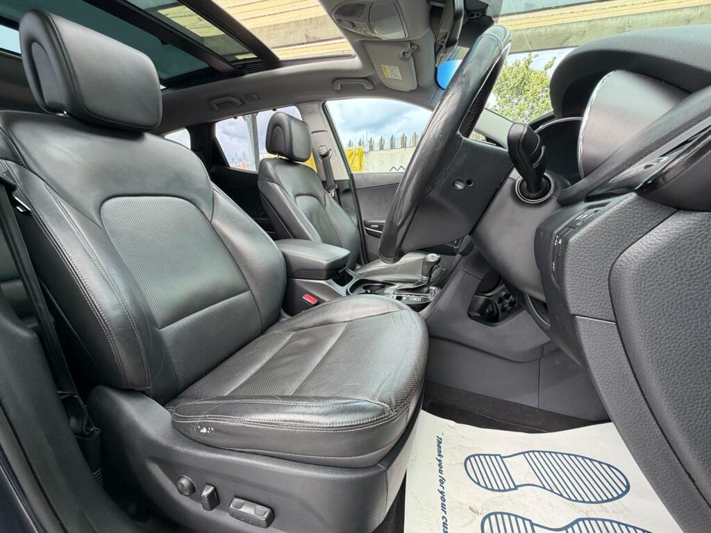 Hyundai Santa Fe 2.2 Crdi Premium Se 7 Seats Mega Spec White #28