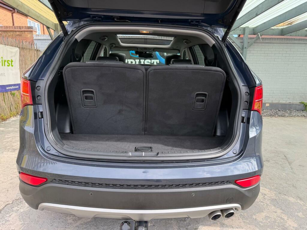 Hyundai Santa Fe 2.2 Crdi Premium Se 7 Seats Mega Spec White #62