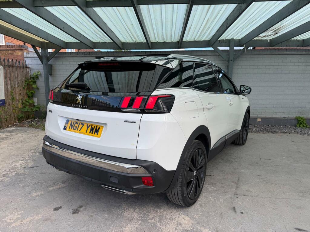 Peugeot 3008 Gt Line White #3