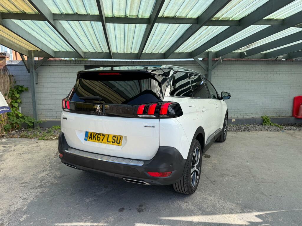 Peugeot 5008 Gt Line White #3