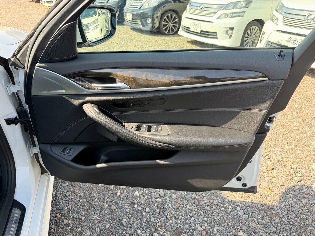 BMW 5 Series 520D 190 Se Step  #21