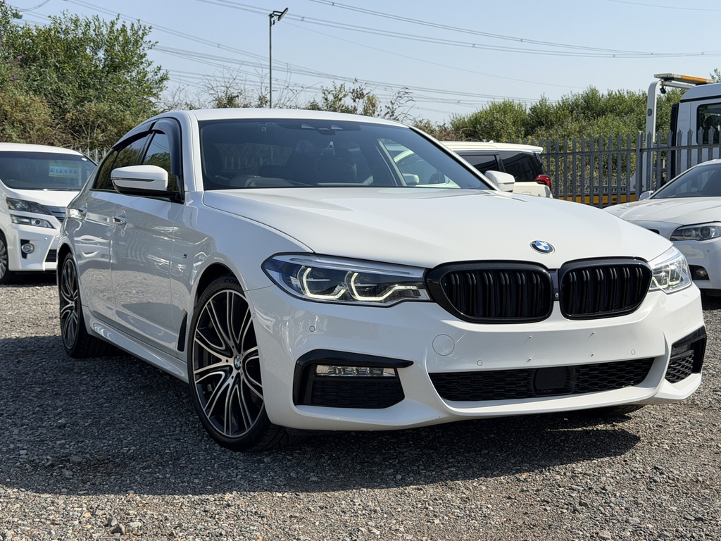 BMW 5 Series M Sport Japanese Import - 54 000 Miles - Full Bm White