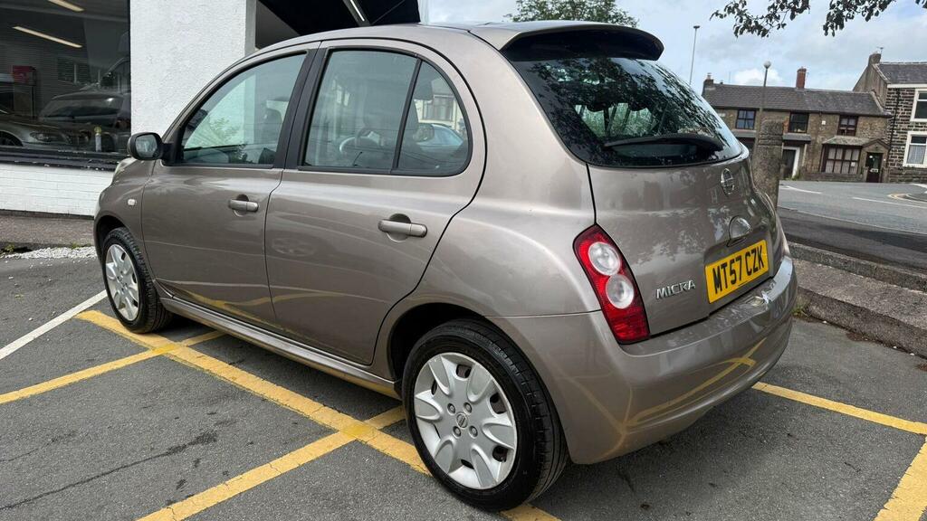 Nissan Micra 1.2 16V Acenta Beige #4