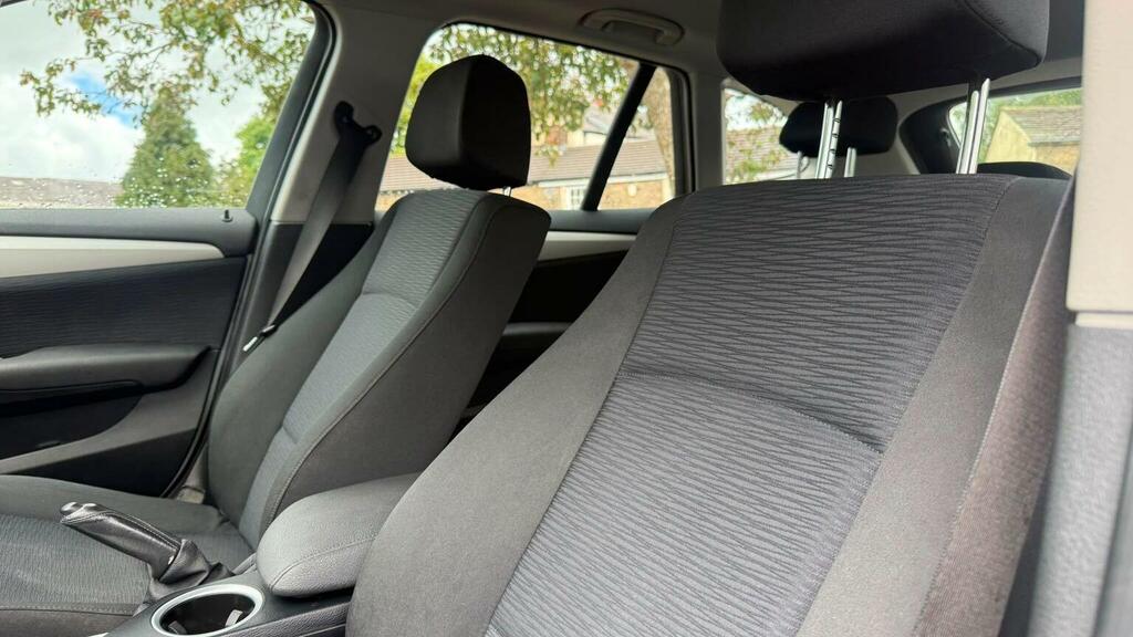 BMW X1 Sdrive 18D Xline Black #41