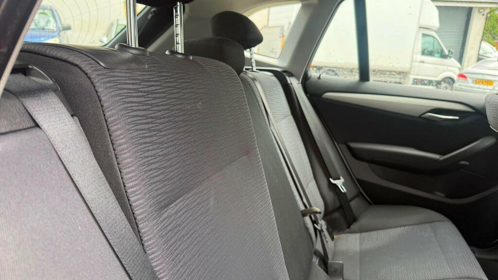 BMW X1 Sdrive 18D Xline Black #32