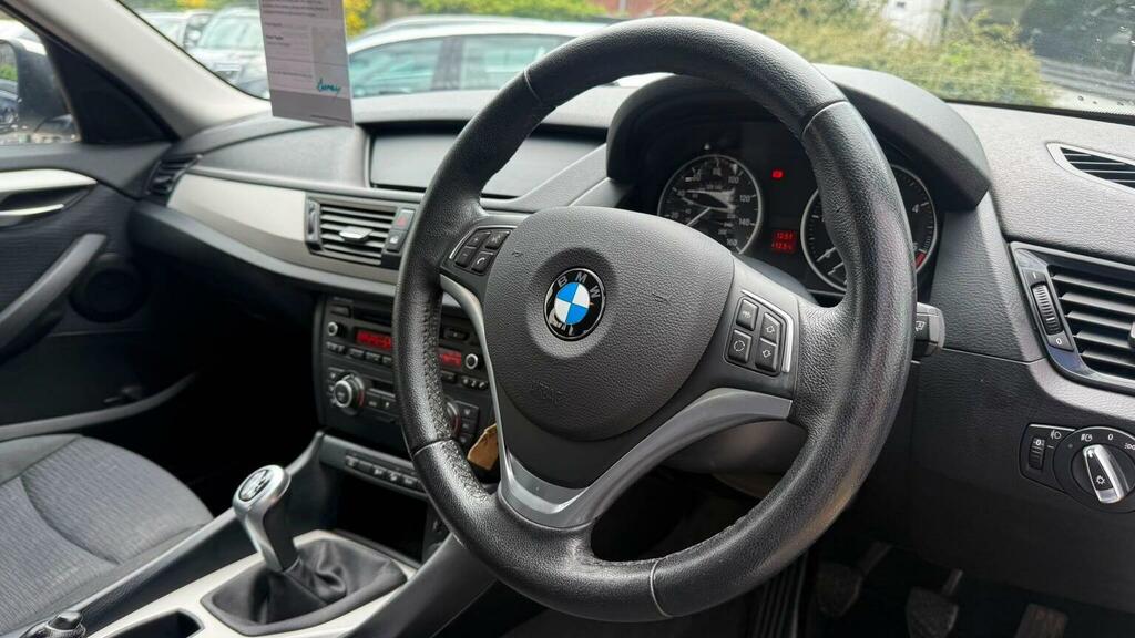 BMW X1 Sdrive 18D Xline Black #38