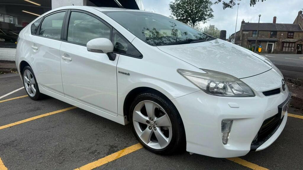 Toyota Prius 1.8 Vvt-h T Spirit Cvt Euro 5 Ss White #6
