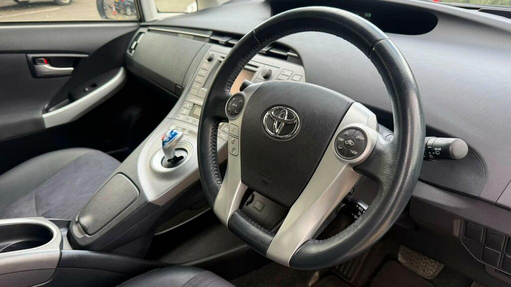 Toyota Prius Hatchback Black #51