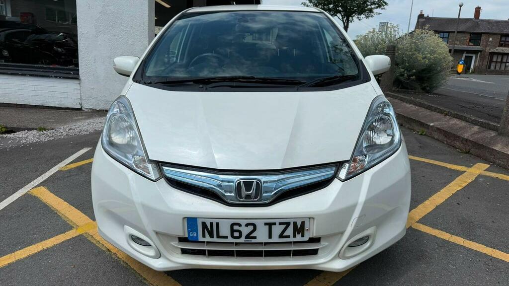 Honda Jazz 1.3H Ima Hs Cvt Euro 5 White #2