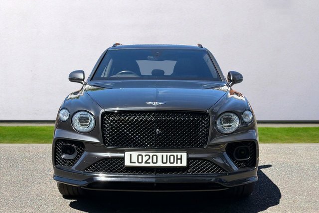 Bentley Bentayga V8 First Edition LO20UOH Grey #3