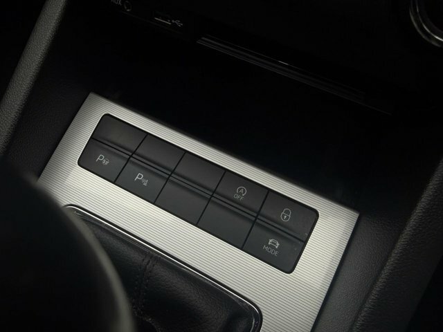 Skoda Octavia Elegance Black #33