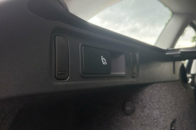 Skoda Octavia Elegance Black #17