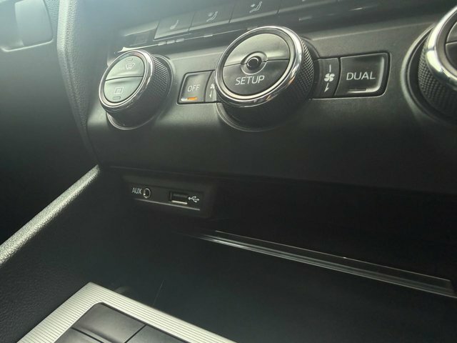 Skoda Octavia Elegance Black #35