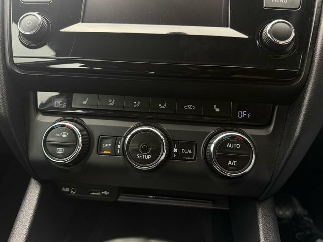 Skoda Octavia Elegance Black #31