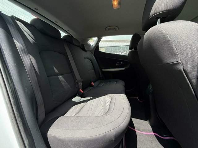 Kia Ceed 1.6 Crdi 2 Ecodynamics Hatchback Blue #42