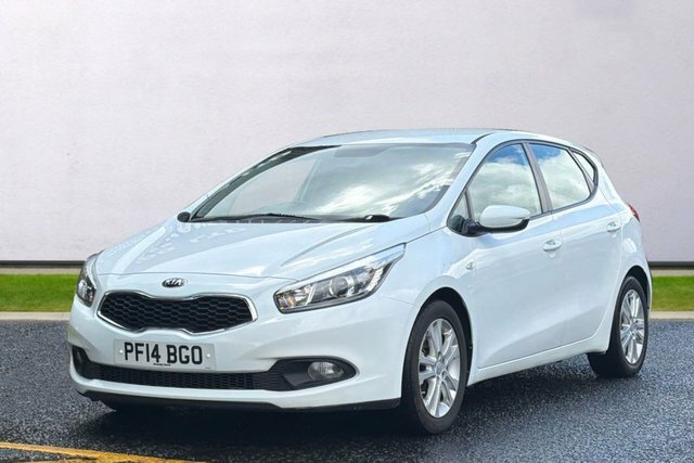 Kia Ceed Vr7 Hatchback White #3