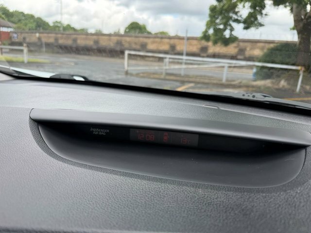 Kia Ceed 1.6 Crdi 2 Ecodynamics Hatchback Blue #21